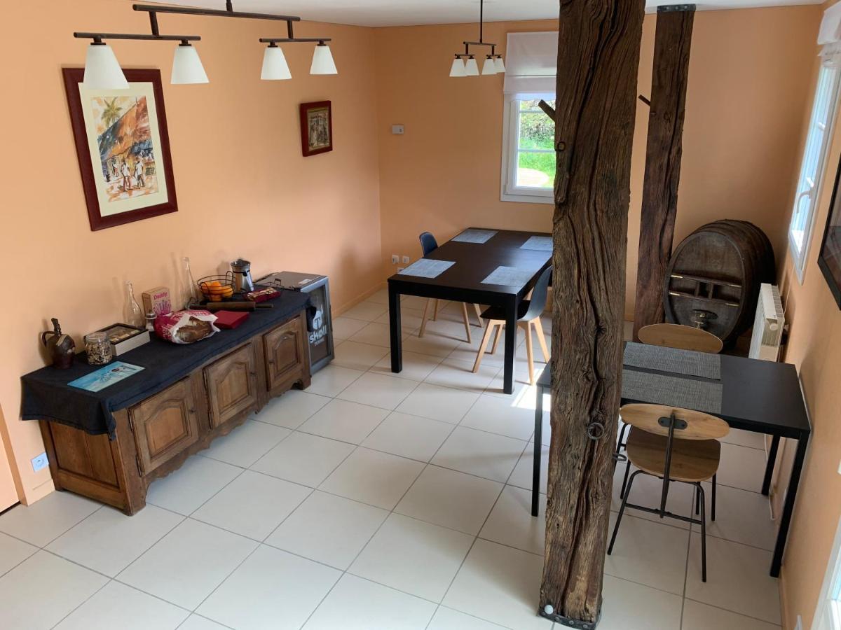 L Entre Deux Bed & Breakfast Champcey Bagian luar foto