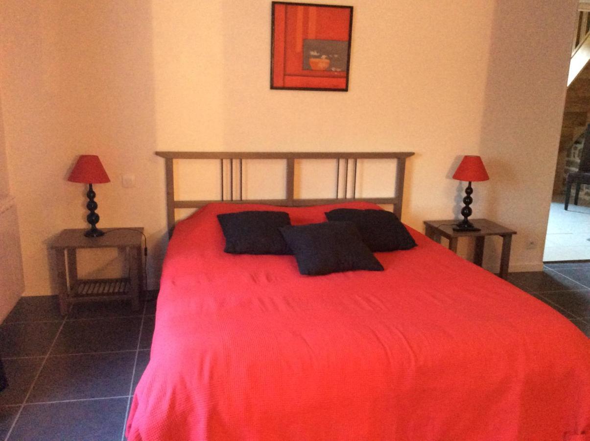 L Entre Deux Bed & Breakfast Champcey Bagian luar foto